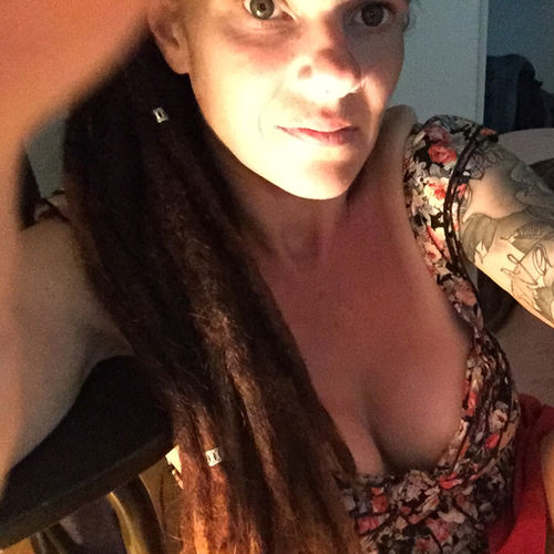 Housekeeper Provider Viola Thompson's Profile Picture