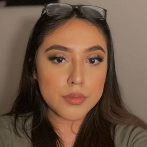 My name is Jennifer Contreras and I am available for House Sitter in