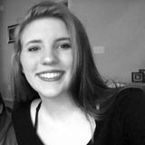 Uniontown Sitter Interested In Being Hired
