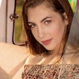 Experienced Nanny looking to care for your children