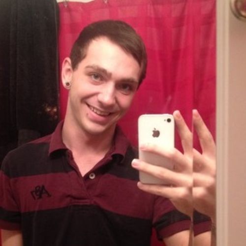 Pet Care Provider Tyler F's Profile Picture