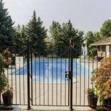 Beautiful Home looking for live-in housekeeper to start ASAP