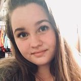 Im a teen mom looking for a part time babysitting job but most importantly I want to be able to have fun with little ones!