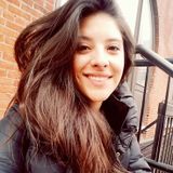 My name is Camila and I'm from Brazil.
I'm 29 years old and I'm currently living in Las Vegas.
