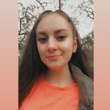 I am Mia Lopez, I am offering pet sitting cares and dog walking services.