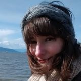 Experienced Vancouver Babysitter Available immediately :)