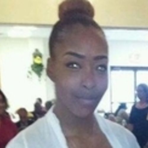 Housekeeper Provider Tanyeta Sims's Profile Picture