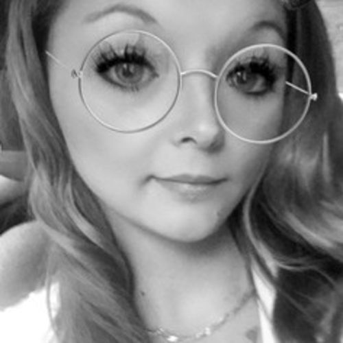 Housekeeper Provider Ashley R's Profile Picture