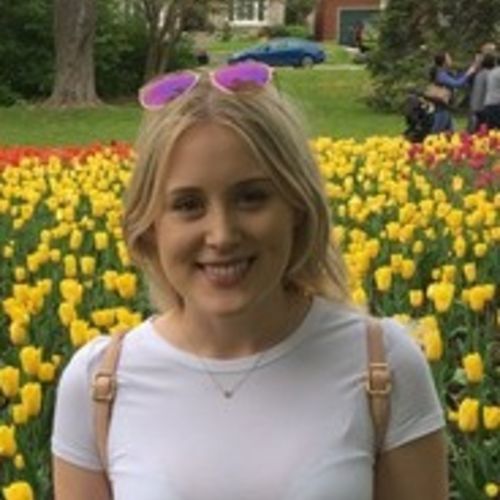 Canadian Nanny Provider Larissa W's Profile Picture