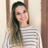 Mission Viejo, California Babysitter