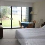 Housekeeper/Lodge Host Needed in Qualicum Beach