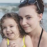 Babysitter Offered in Greenville