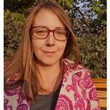 Hello I'm Amanda a stay at home mom. Who loves to take care of people, places and pets.