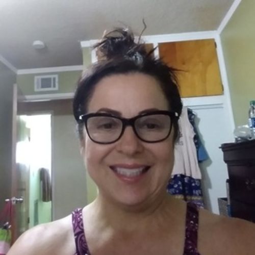 House Sitter Provider Laura E's Profile Picture