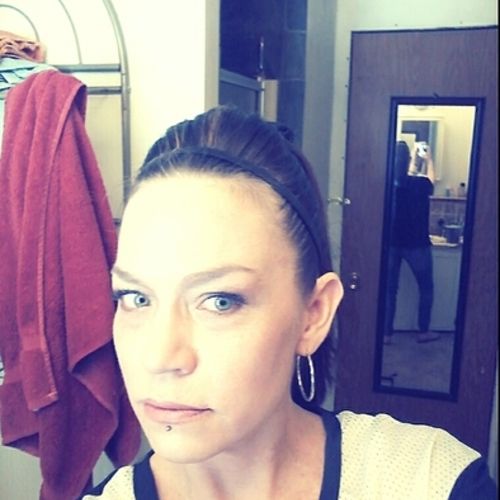 Housekeeper Provider Sarah Wendell's Profile Picture