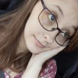 College Student who is offering to model