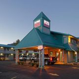 Prince George, British Columbia Housekeeping Job For Alpine Inn. Free Accommodations!