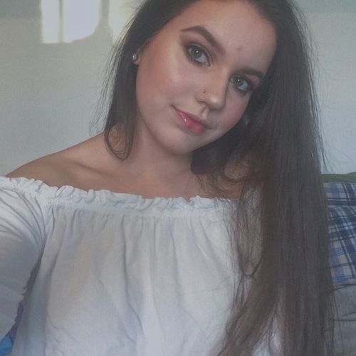 Canadian Nanny Provider Laura H's Profile Picture