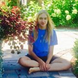 Pet Sitter and Dog Walker in Bloomfield Hills, Michigan