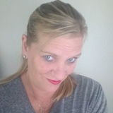 Owner of Jewel Touch cleaning service.