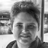 Live-in Nanny: English/French, meal prep, housework, home school friendly