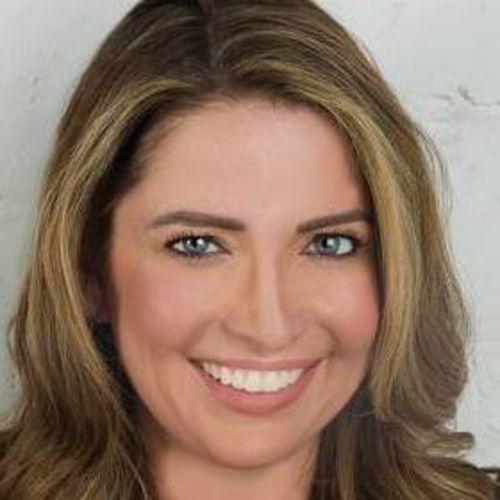 House Sitter Provider Leah Brown's Profile Picture