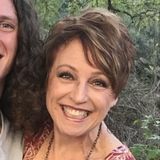 Experienced and loving Mom to care for your home and pets