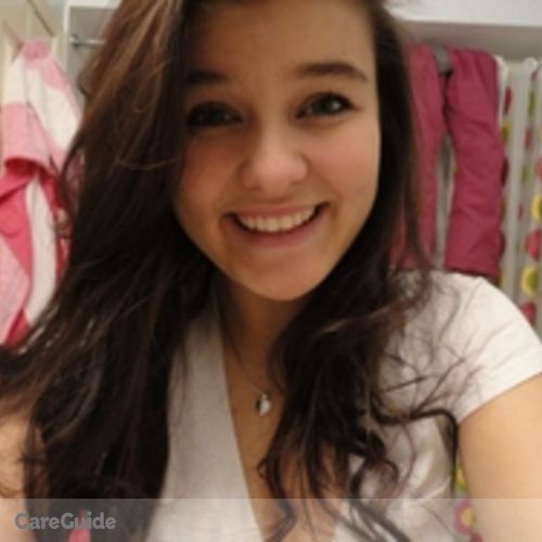 Canadian Nanny Provider Paige C's Profile Picture