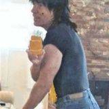 I'm Bi-Male, Open Minded Any Lifestyle. Gay Friendly. I'm Slite Femme, saloned-Long Hair. I wear Very Tight Jeans. I'm White.