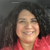 I'm energetic and hard working lady. I speak English and Spanish