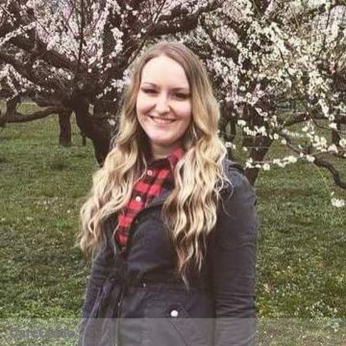 Canadian Nanny Provider Brookelyn W's Profile Picture