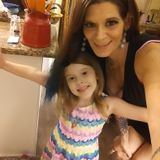Available: Qualified House and Petsitter, caretaker, babysitter and all around domestic expert l in Fort Myers Beach, Florida
