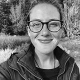 Animal lover looking to petsit near you