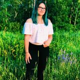 Need a pet sitter or dog walker, your girl is here to help!