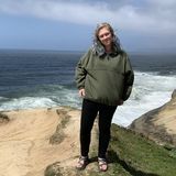 Hi my name is Hailey! Im looking to house sit or any other tasks that are similar.