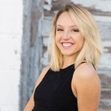 Hey, Im Sophia! If youre looking to hire a reliable and responsible house sitter, Im your girl!