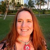 Professional Mature Female House Sitting / Pet Sitting on Oahu