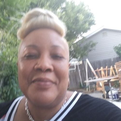 House Sitter Provider Juliet J's Profile Picture