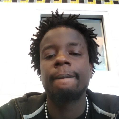 House Sitter Provider Damien Mccoy's Profile Picture
