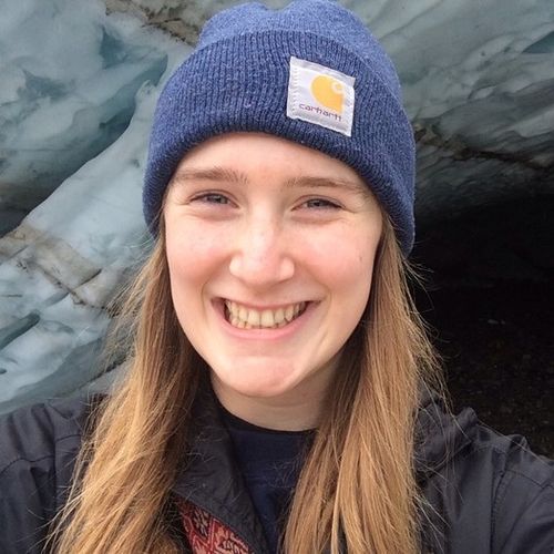 House Sitter Provider Mackenzie H's Profile Picture