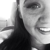 I'm holly, I'm a fun loving, happy, easy going girl that is looking for a nanny/babysitting job!