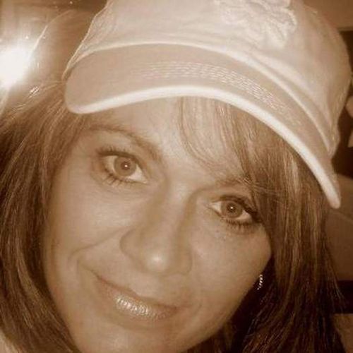 Housekeeper Provider D. Lisa W's Profile Picture