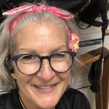 Caring, Mature House and Pet Sitter in Fullerton