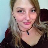 Animal lover looking to walk or babysit animals in the area :)
