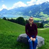 Friendly outgoing sitter looking for Summer opportunities!