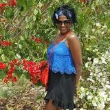 I am an easy going mother & wife who can offer photos youll lovewith memories for life.
