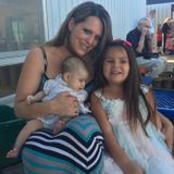Stay at home mama willing to help other parents out!