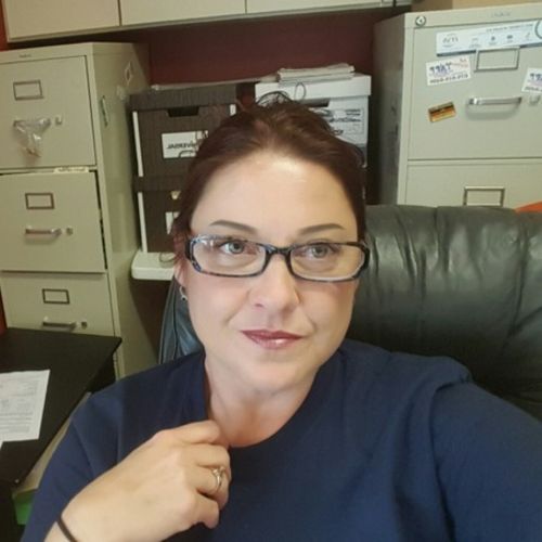 House Sitter Provider Amanda Lovern's Profile Picture