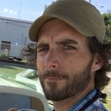 Handyman with 20 years of experience