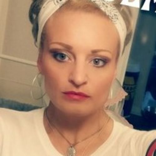 Housekeeper Provider Elisha V's Profile Picture